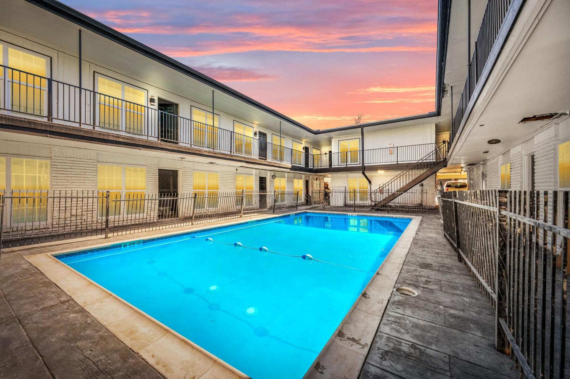 Comfortable 2Br Apt In Vibrant Houston Heights 外观 照片