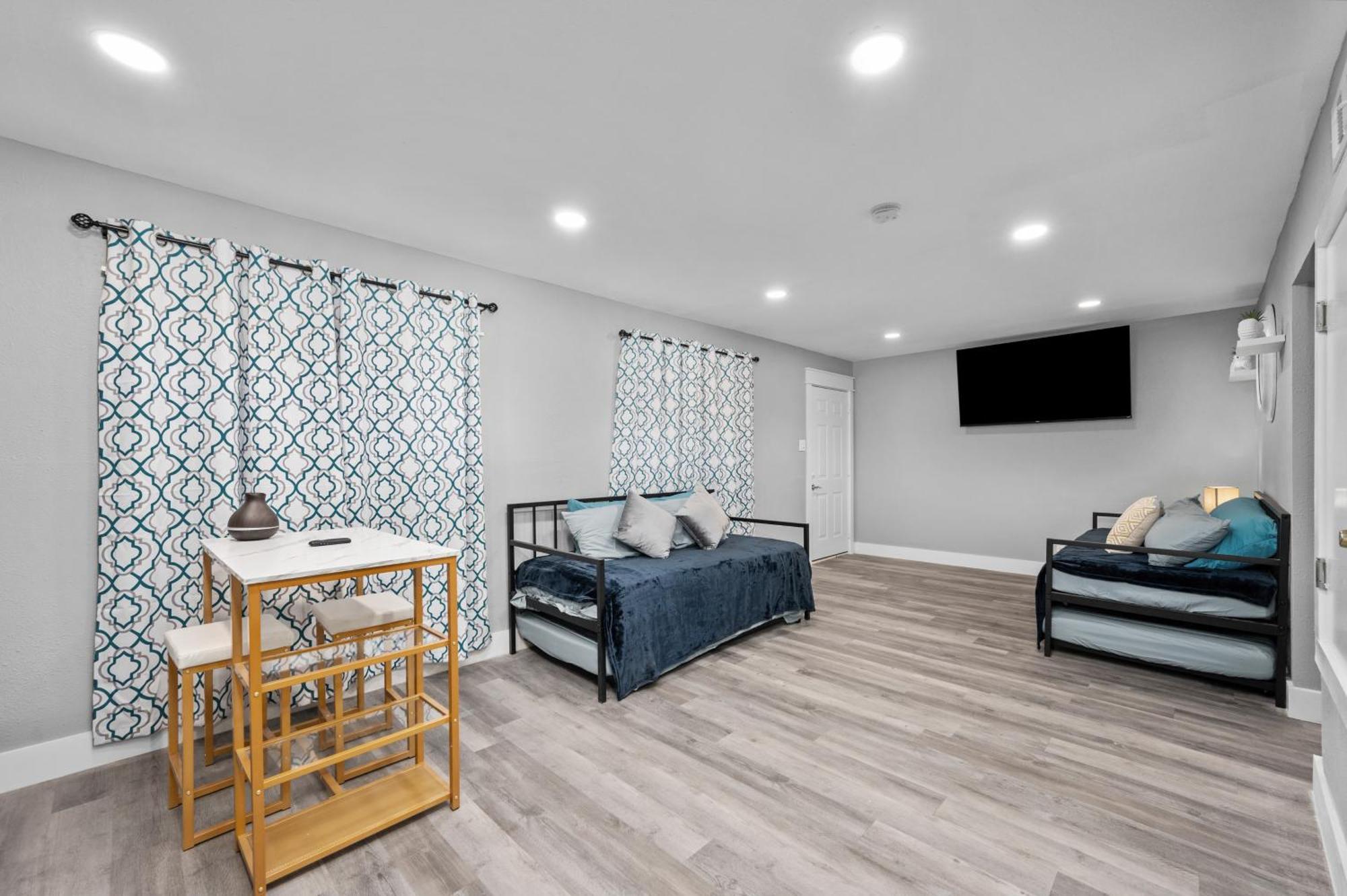 Comfortable 2Br Apt In Vibrant Houston Heights 外观 照片