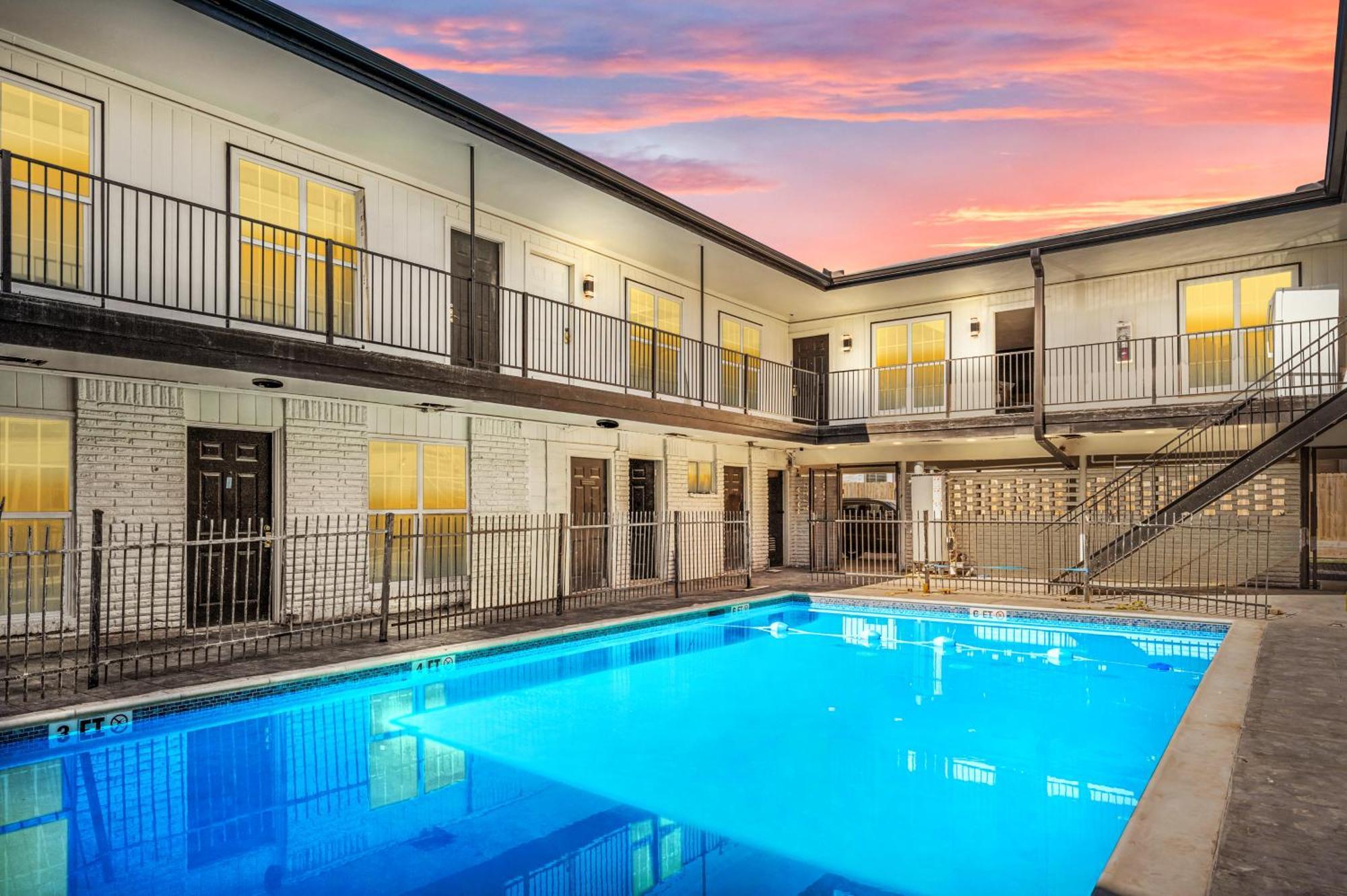 Comfortable 2Br Apt In Vibrant Houston Heights 外观 照片